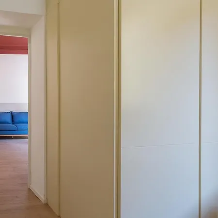 Guesthost - Accademia Delle Belle Arti Apartamento *