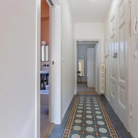 Guesthost - Accademia Delle Belle Arti *