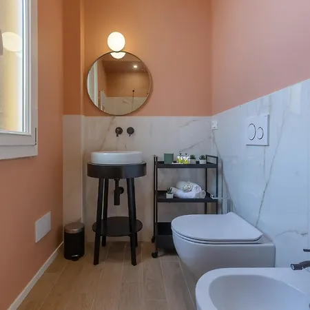 Guesthost - Accademia Delle Belle Arti *