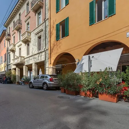 Accademia Delle Belle Arti * בולוניה