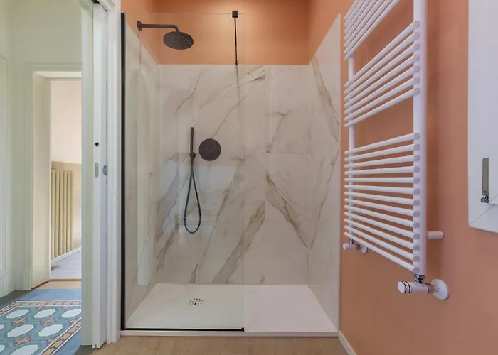 Guesthost - Accademia Delle Belle Arti